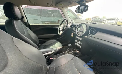 2010 Mini Cooper from USA, damaged, VIN WMWMF3C55ATZ24438